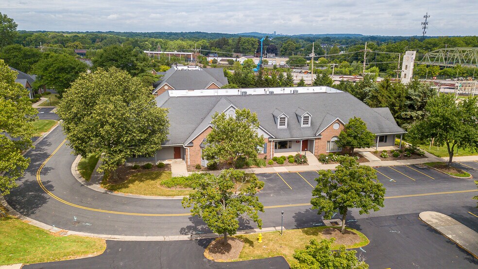 More Photos Of 71 Monroe Ave, Pittsford Office For Sale