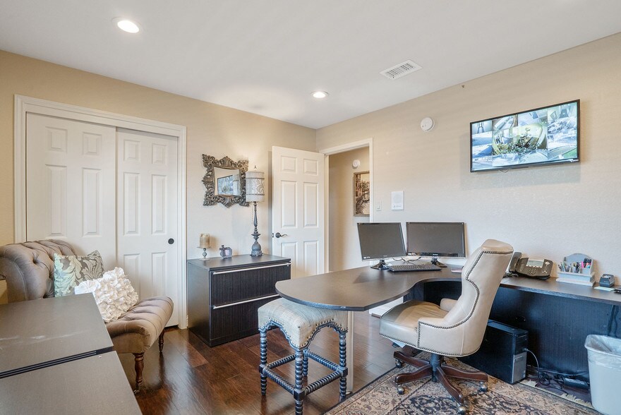 More Photos Of 7511 Fm 1488 Rd, Magnolia Office For Sale