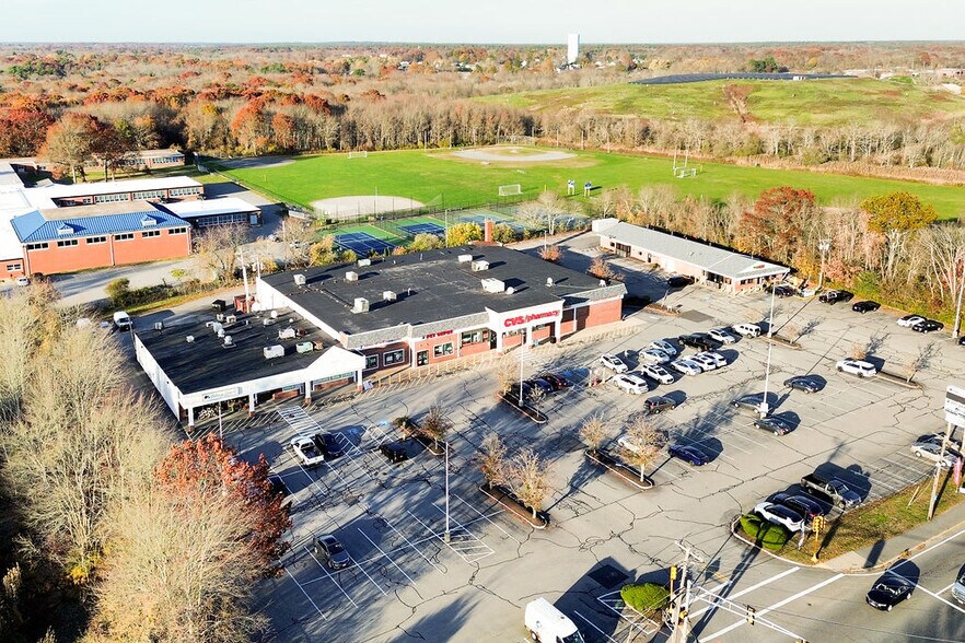 More Photos Of 2 Sarahs Way, Fairhaven Unknown For Lease