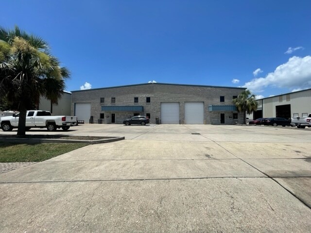 Primary Photo Of 2724 Crestview St, Kenner Warehouse For Lease