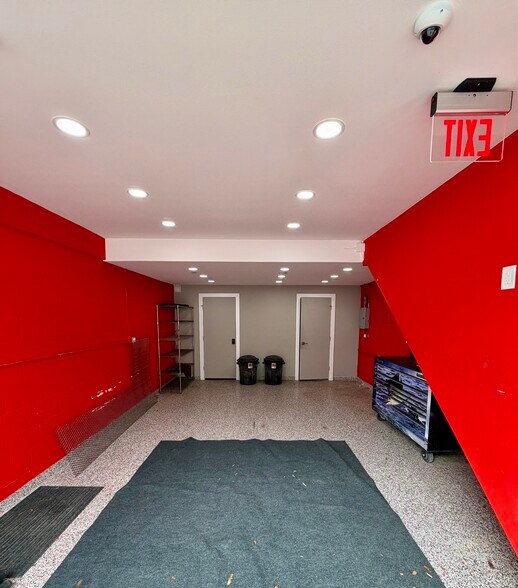 More Photos Of 1771 Blount Rd, Pompano Beach Warehouse For Lease