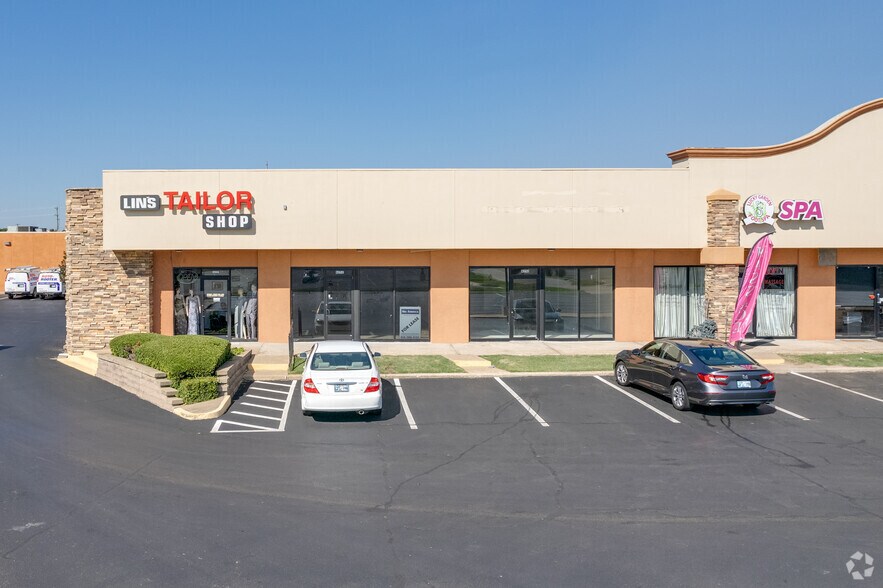 More Photos Of 8202-8278 E 71st St, Tulsa Unknown For Lease