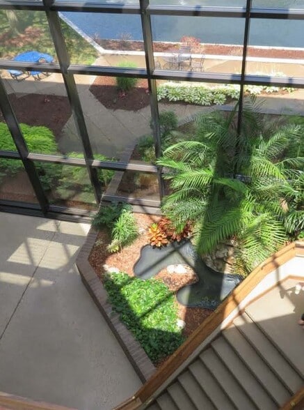 More Photos Of 700 & 734 S Waverly Rd, Holland Office For Sale