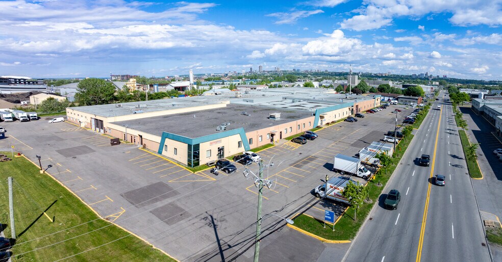 Primary Photo Of 650 Av Godin, Québec Warehouse For Lease