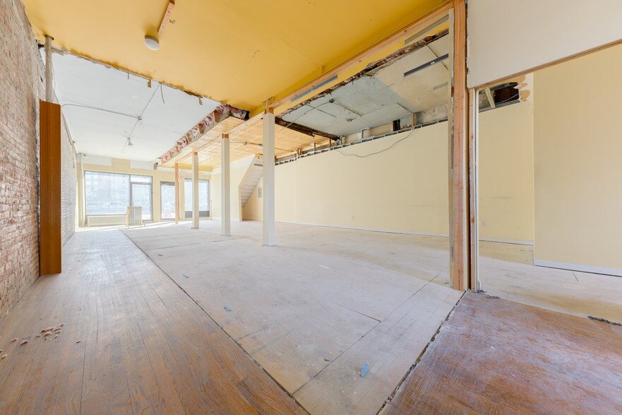 More Photos Of 12-15 Jackson Ave, Long Island City Apartments For Lease