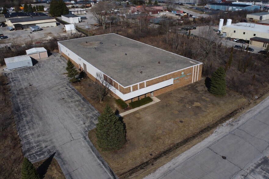 Primary Photo Of 2885 S 163rd St, New Berlin Manufacturing For Sale