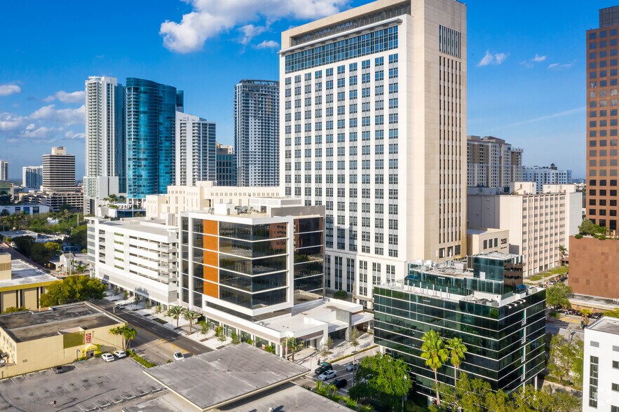 More Photos Of 550 S Andrews Ave, Fort Lauderdale Office Residential For Lease