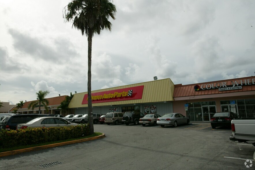 More Photos Of 8825-8839 SW 40th St, Miami Storefront Retail Office For Lease