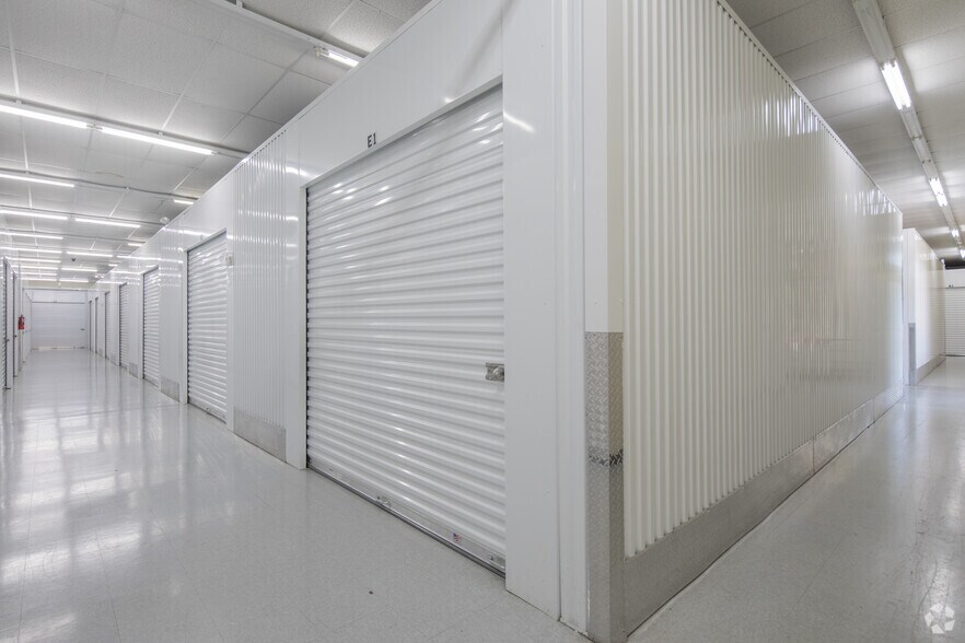 More Photos Of 112 Benton Way, Benton Self Storage For Sale