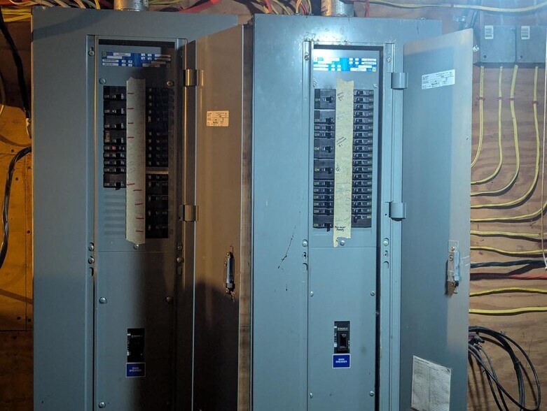 More Photos Of 198 Washington St, Claremont Office For Sale