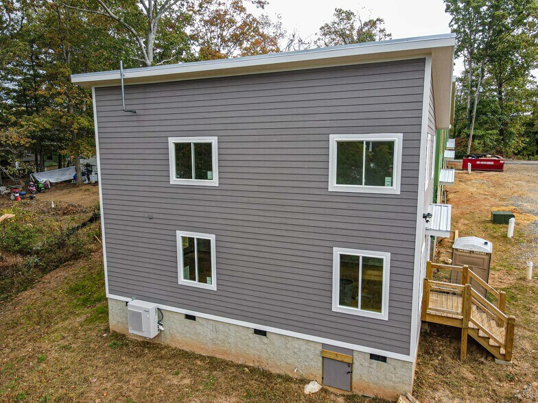 More Photos Of 103 Lager Ln, Asheville Apartments For Sale