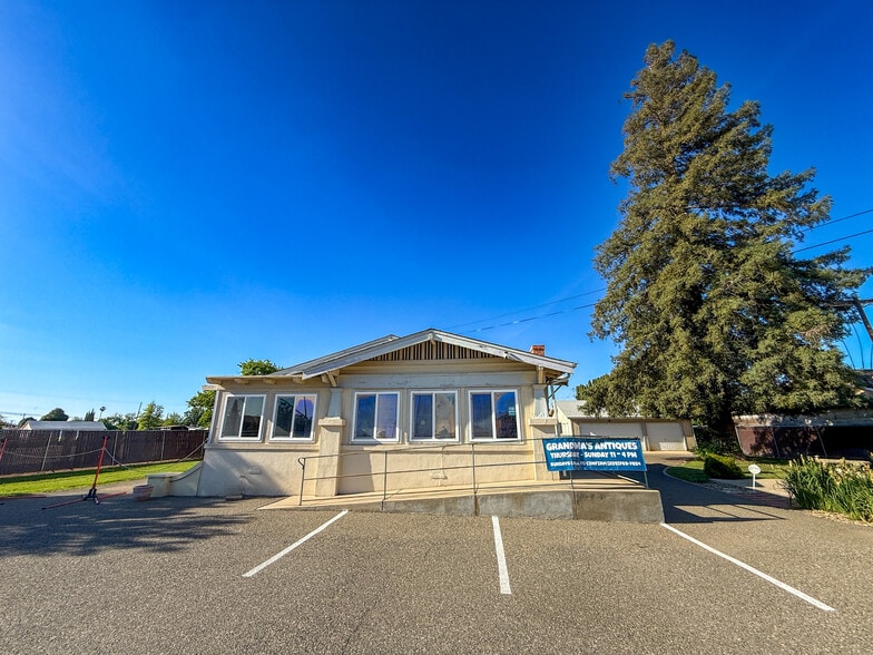 More Photos Of 2125 Yosemite Pky, Merced Research And Development For Sale