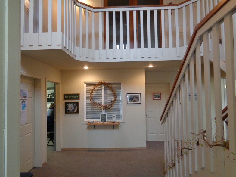 More Photos Of 1217 Baldy Mountain Rd, Sandpoint Flex For Lease