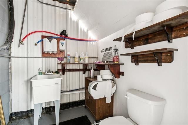 More Photos Of 9596 LA-23, Belle Chasse Warehouse For Lease