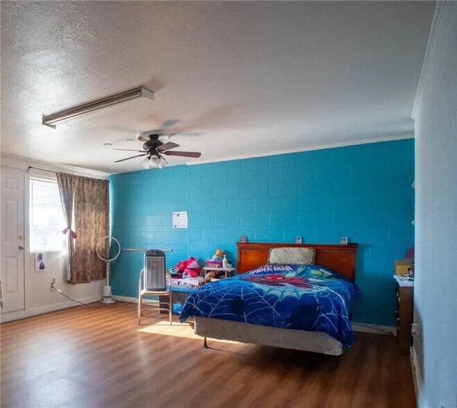 More Photos Of 520 S Jackson St, Jacksonville Hotel For Sale