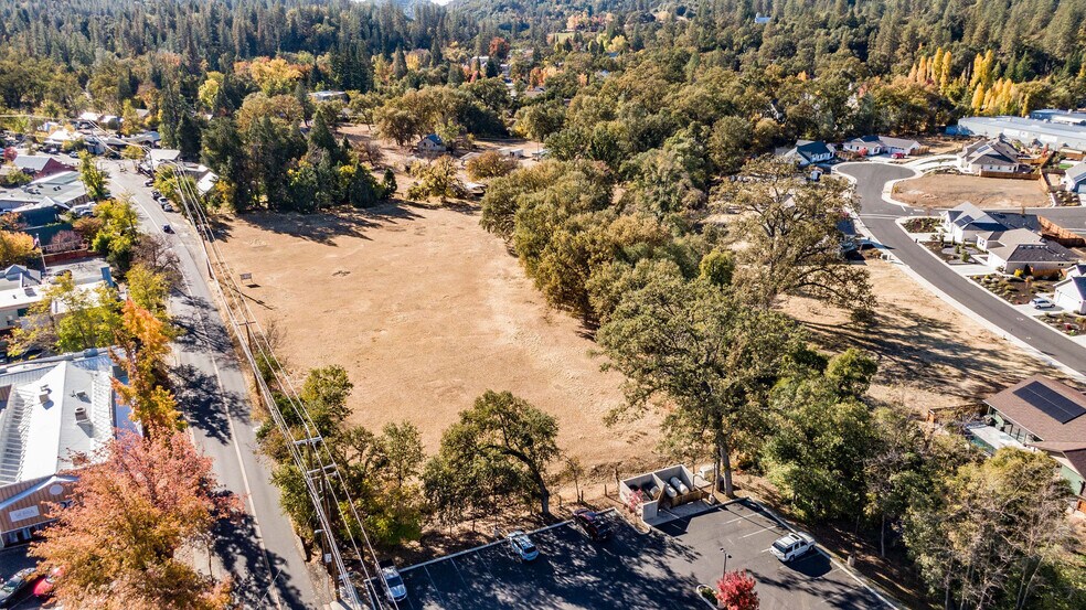 More Photos Of 206 Main St, Murphys Land For Sale