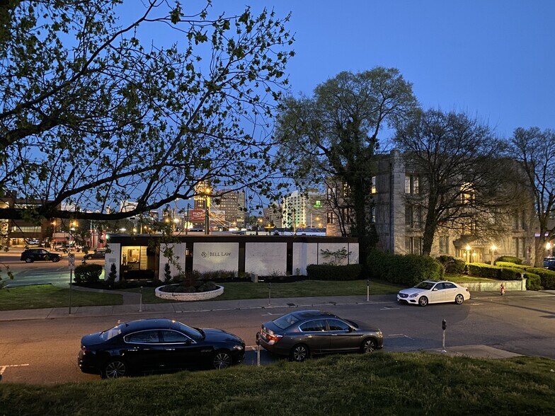 More Photos Of 113 30th Ave N, Nashville Medical For Sale