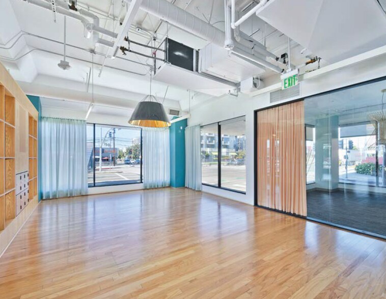 More Photos Of 10100 Venice Blvd, Culver City Loft Creative Space For Lease