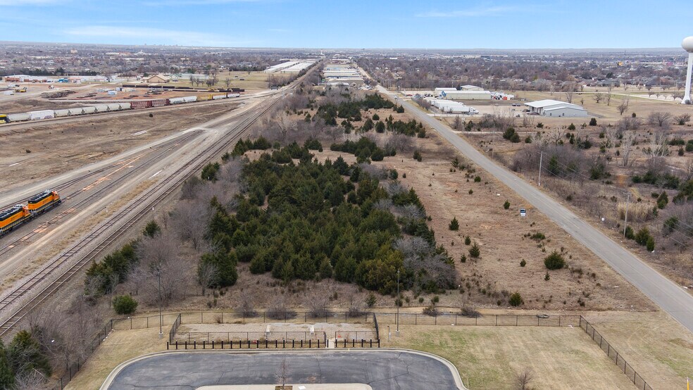 More Photos Of Pole Rd, Oklahoma City Land For Sale