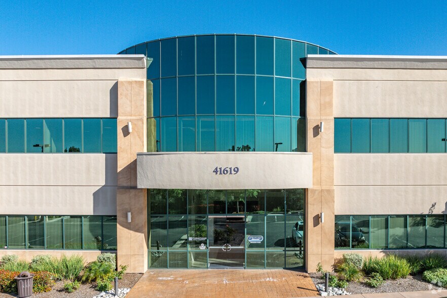 More Photos Of 41619 Margarita Rd, Temecula Medical For Sale