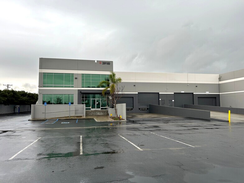 More Photos Of 20900-20910 Normandie Ave, Los Angeles Distribution For Lease