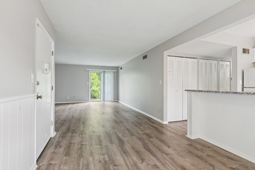 More Photos Of 8000-8034 E 88th Ter, Kansas City Apartments For Sale