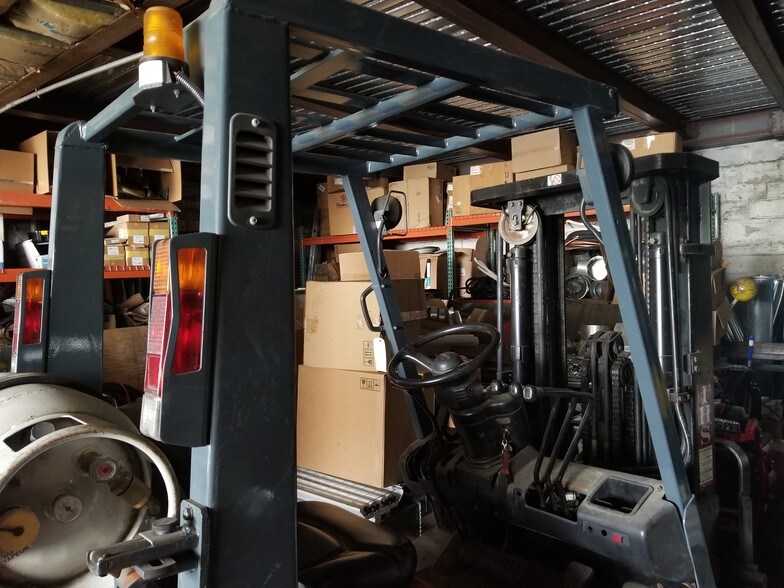 More Photos Of 229 S Waverly St, Yonkers Specialty For Sale