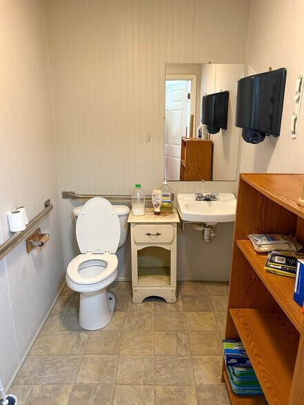 More Photos Of 2223 Halls Mill Rd, Mobile Land For Lease