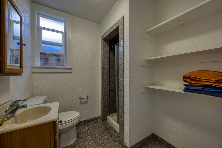 More Photos Of 574 3rd St, San Francisco Apartments For Sale
