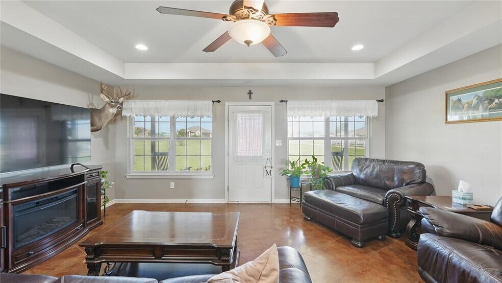 More Photos Of 310 Hatter Dr, Moody Land For Sale