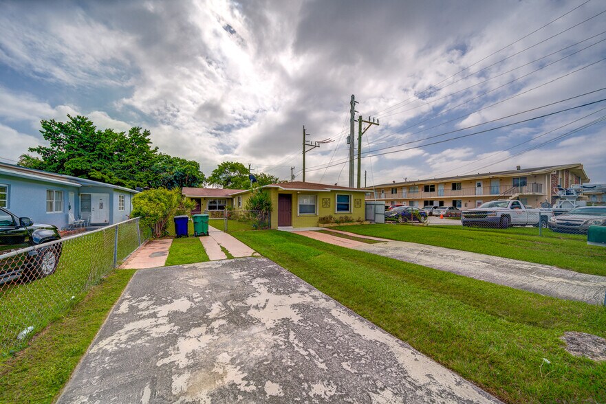 More Photos Of 7358 SW 23rd St, Miami Multifamily For Sale