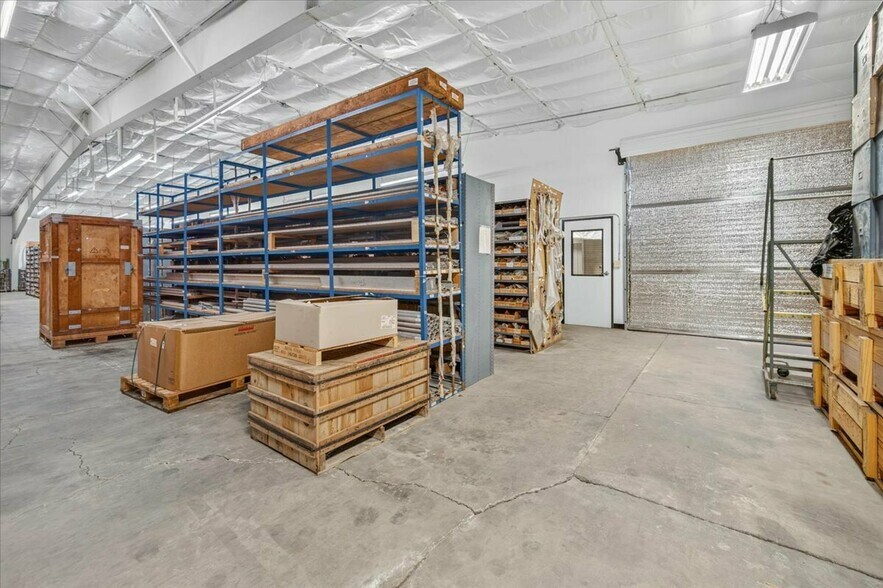 More Photos Of 925 M St, Firebaugh Manufacturing For Sale