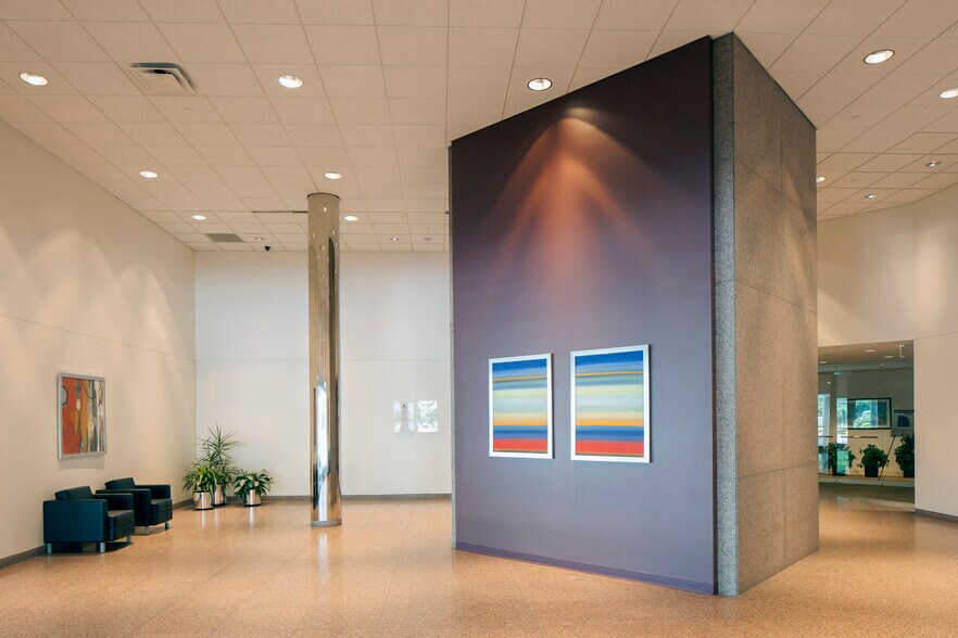 More Photos Of 700 Terrace Point Rd, Muskegon Medical For Lease