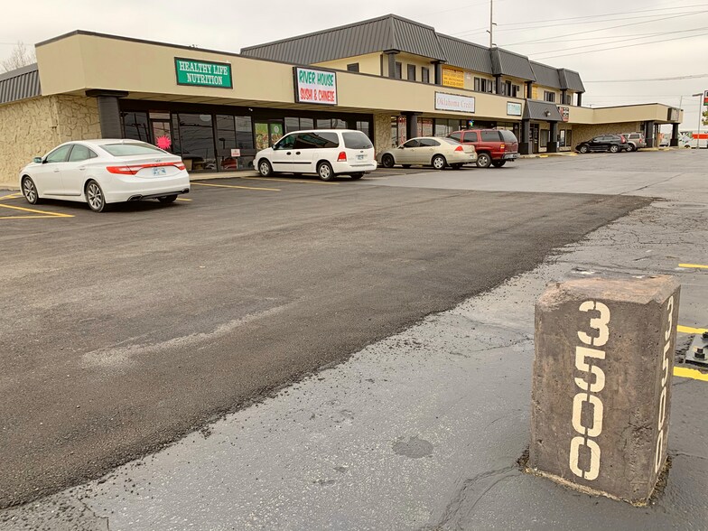 More Photos Of 3508-3532 S Sheridan Rd, Tulsa General Retail For Sale