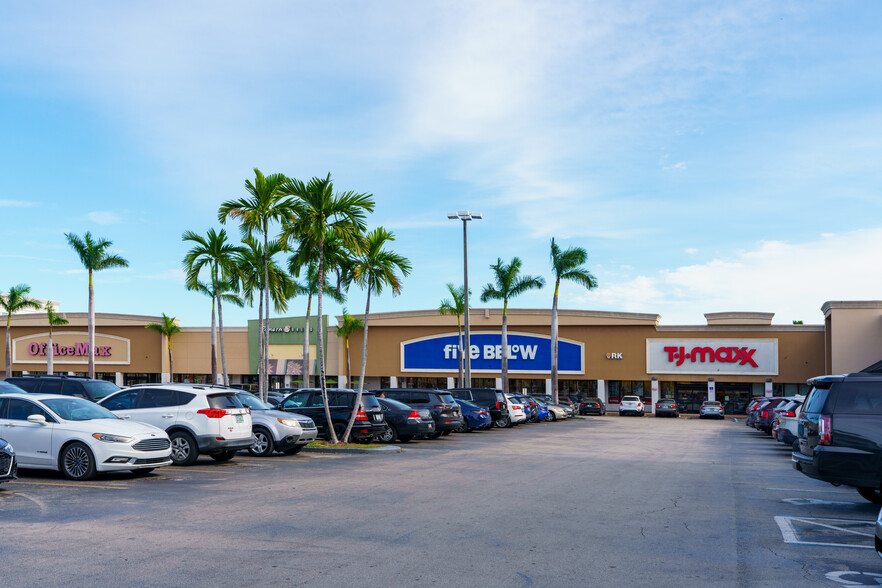 Primary Photo Of 12101-12295 Biscayne Blvd, North Miami Unknown For Lease