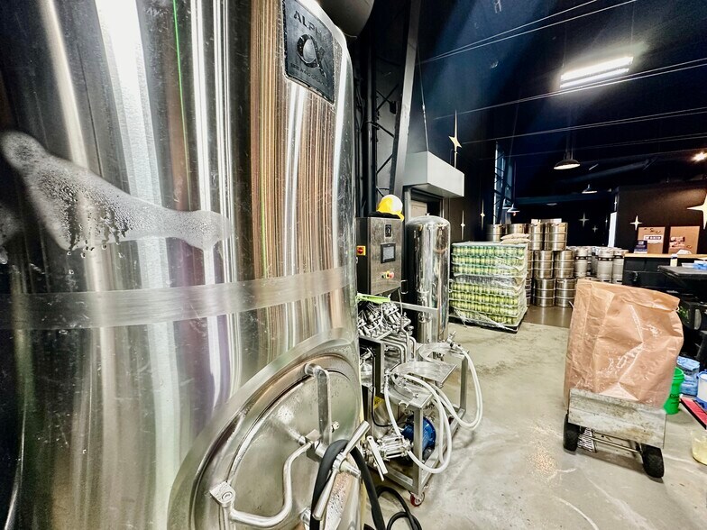 More Photos Of 2412 Cable Ct, Lima Specialty For Sale