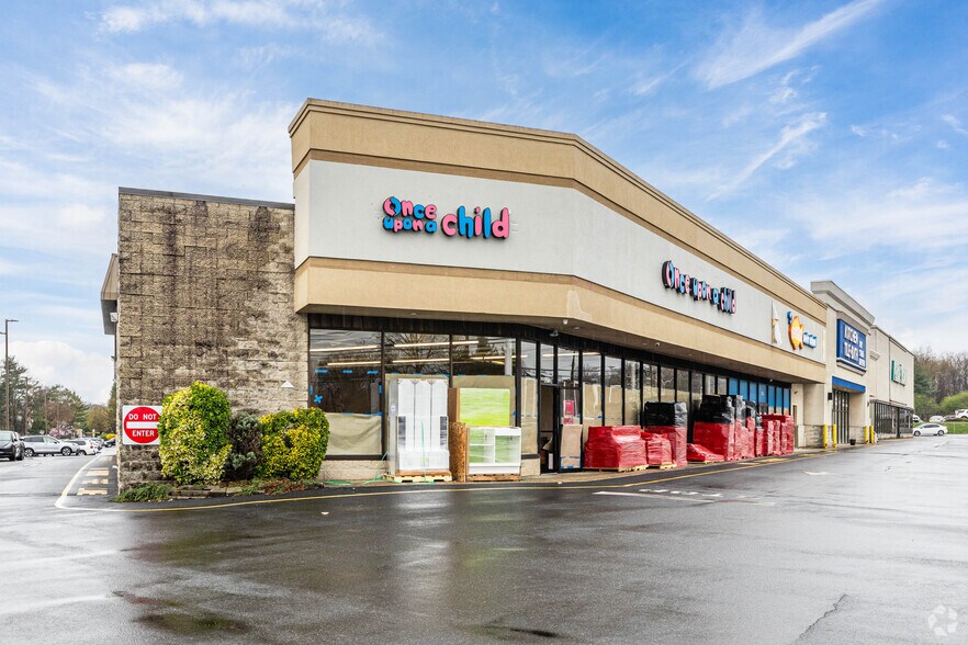 Primary Photo Of 271 US Highway 22, Springfield Freestanding For Lease