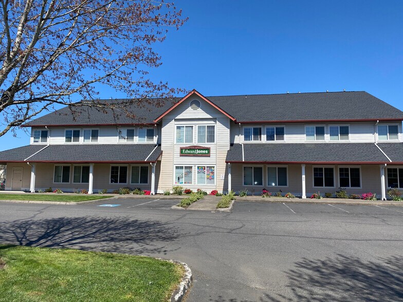 Primary Photo Of 1710 W Main St, Battle Ground Office For Lease