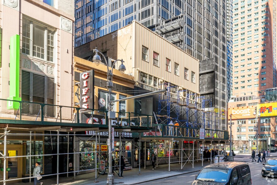 More Photos Of 1627 Broadway, New York General Retail For Lease