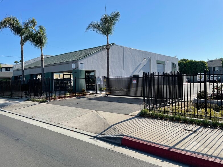 Primary Photo Of 2131 Placentia Ave, Costa Mesa Manufacturing For Lease