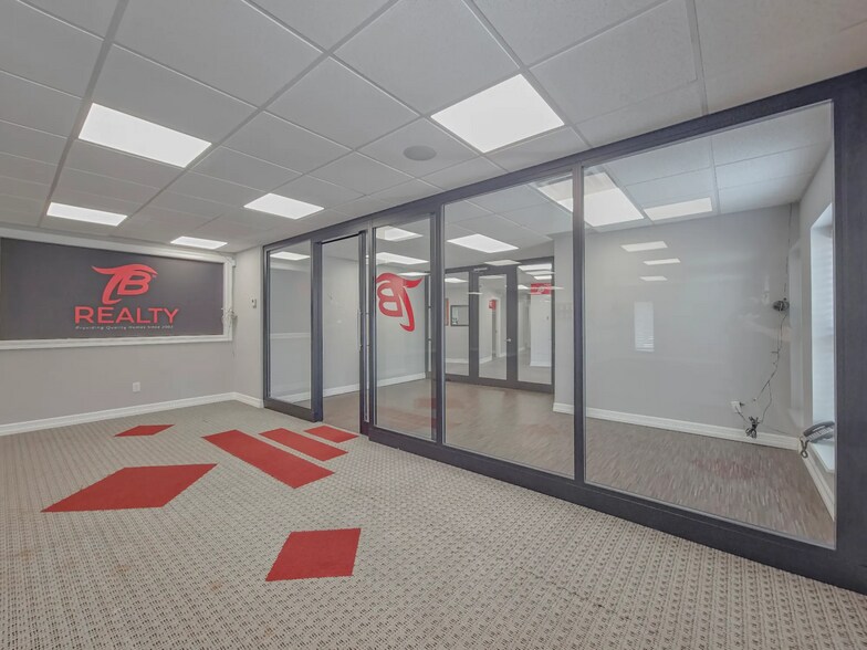 More Photos Of 6001 Nw Expressway, Oklahoma City Office For Sale