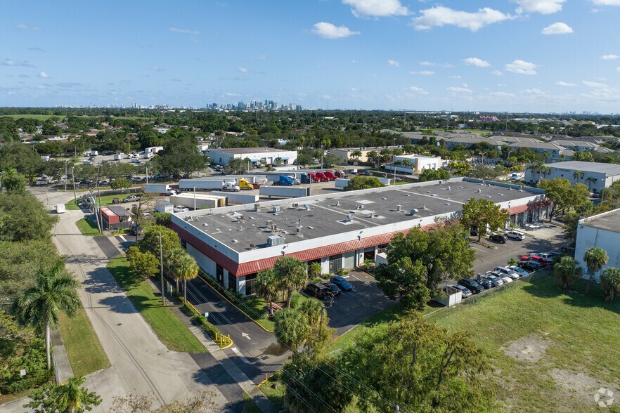 Primary Photo Of 3430 NW 16th St, Lauderhill Warehouse For Lease