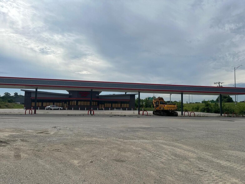 More Photos Of ,  General Retail For Sale