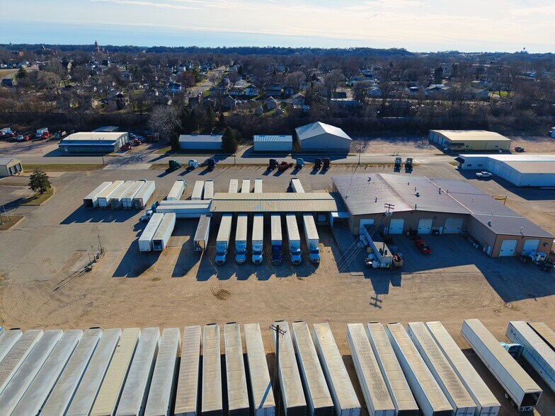 More Photos Of 926 N Front St, New Ulm Industrial For Sale
