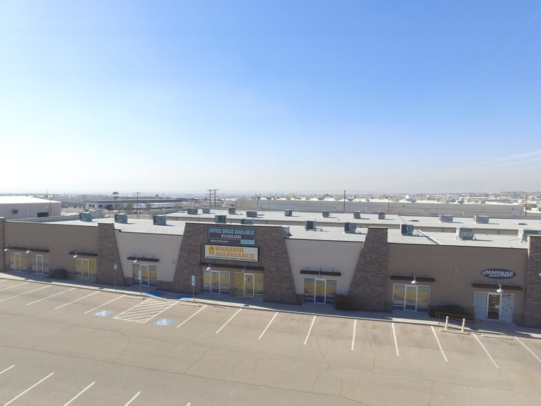 More Photos Of 11500 Pellicano Dr, El Paso Showroom For Lease