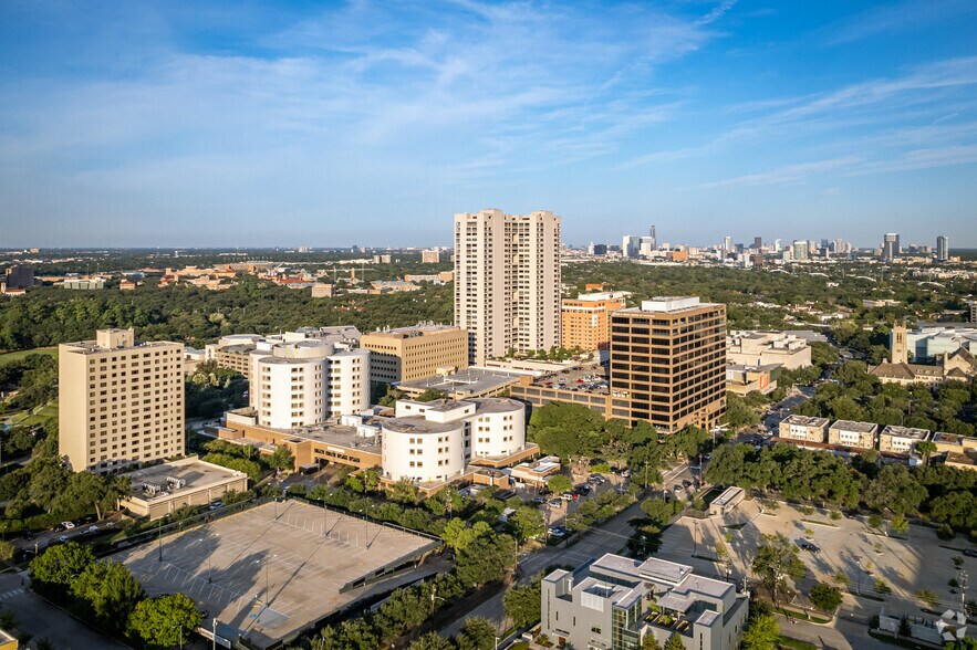More Photos Of 1200 Binz St, Houston Medical For Lease