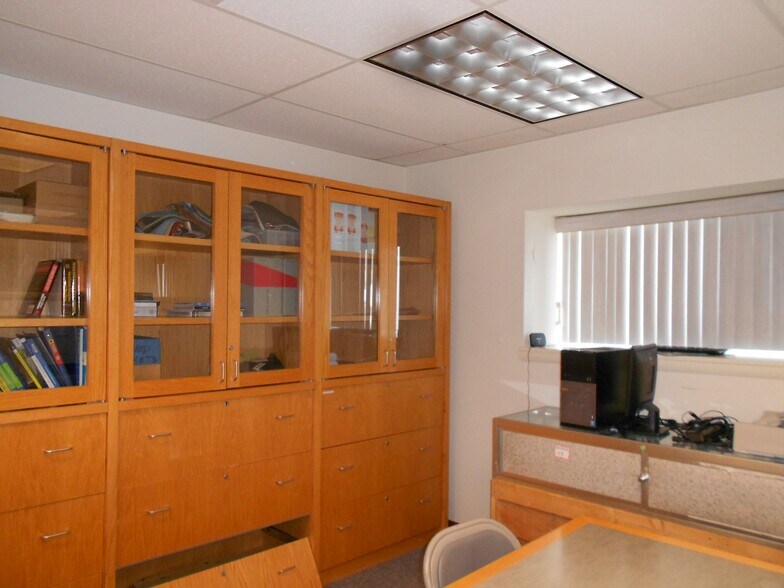 More Photos Of 1 Chips Ln, Fishkill Light Manufacturing For Lease