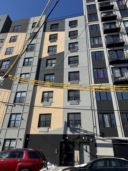 Primary Photo Of 2073 Ryer Ave, Bronx Apartments For Sale