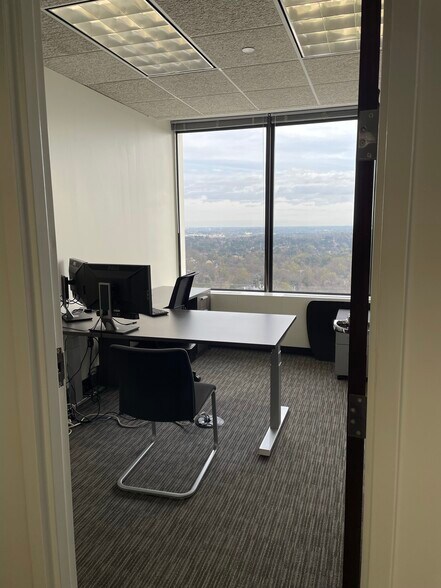 More Photos Of 1175 Peachtree St NE, Atlanta Office For Lease