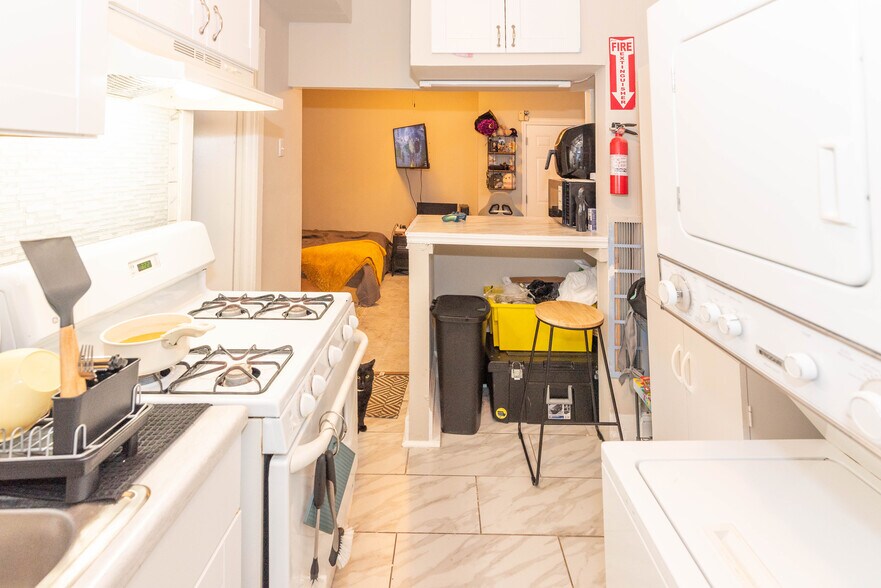 More Photos Of 4008 Primrose Ave, Baltimore Apartments For Sale